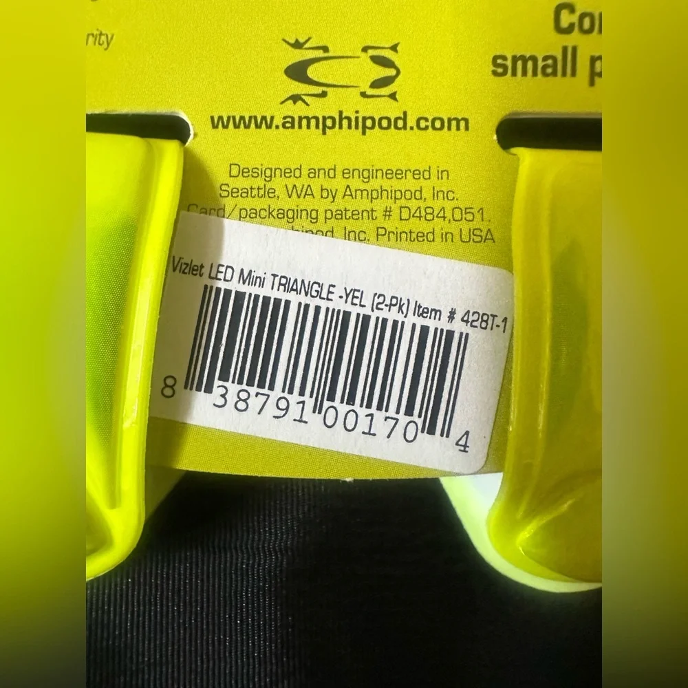 Amphipod Flashing LED Clip-on Magnetic Reflectors 2 Sets of 2 packs